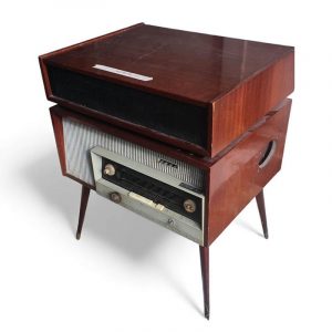 Radio TSF avant restauration en enceinte Bluetooth