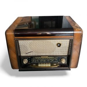 radio tsf avant restauration en enceinte bluetooth